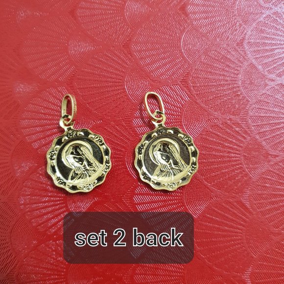 Gold Pendants - Picture 10 of 16